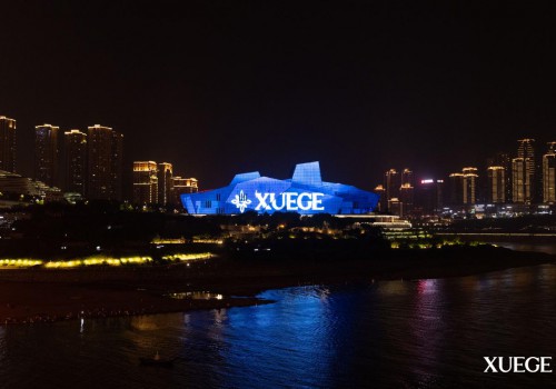 秀场解析：致敬经典赫本风 与XUEGE共绎优雅新篇